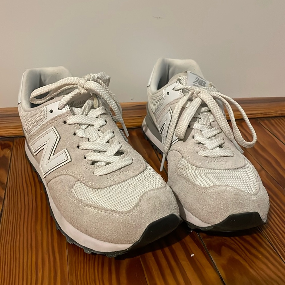 New Balance Women's 574 Core Sneaker